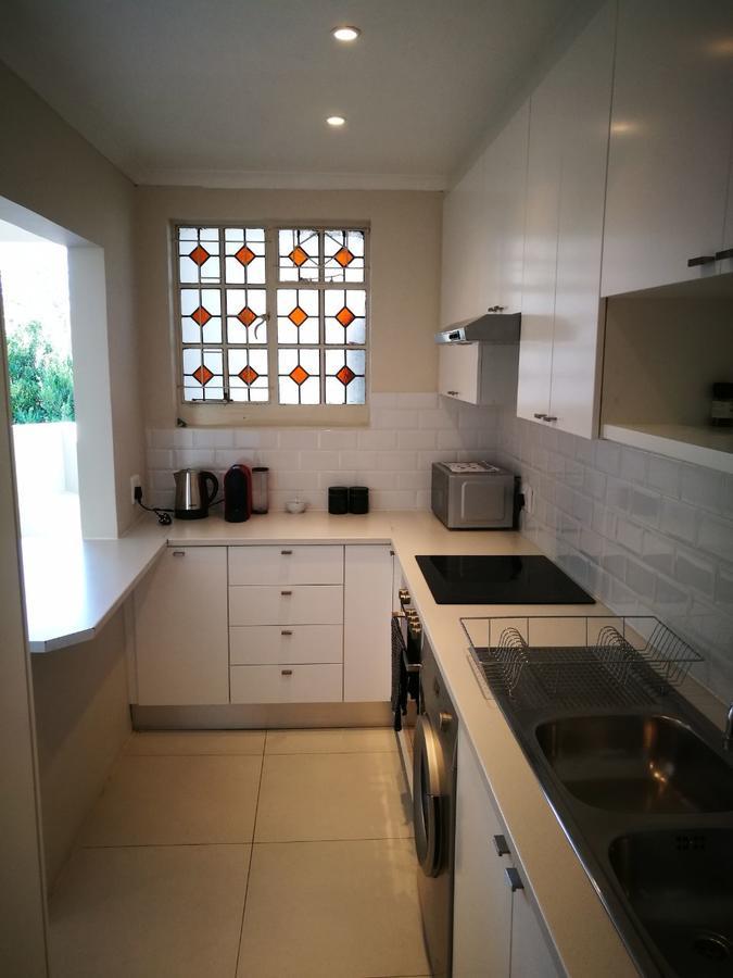 Seapoint Gem Apartment Cape Town Exterior photo
